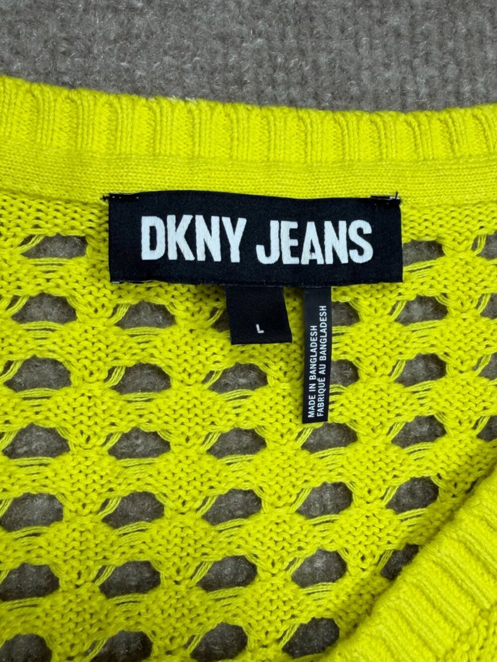 DKNY Jeans Neon Yellow V-Neck Open-Knit Crochet Sweater L - Picture 8 of 8